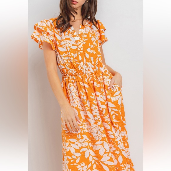 18 Beautiful Textured Ruffle Detailed Dress - Picture 6 of 6